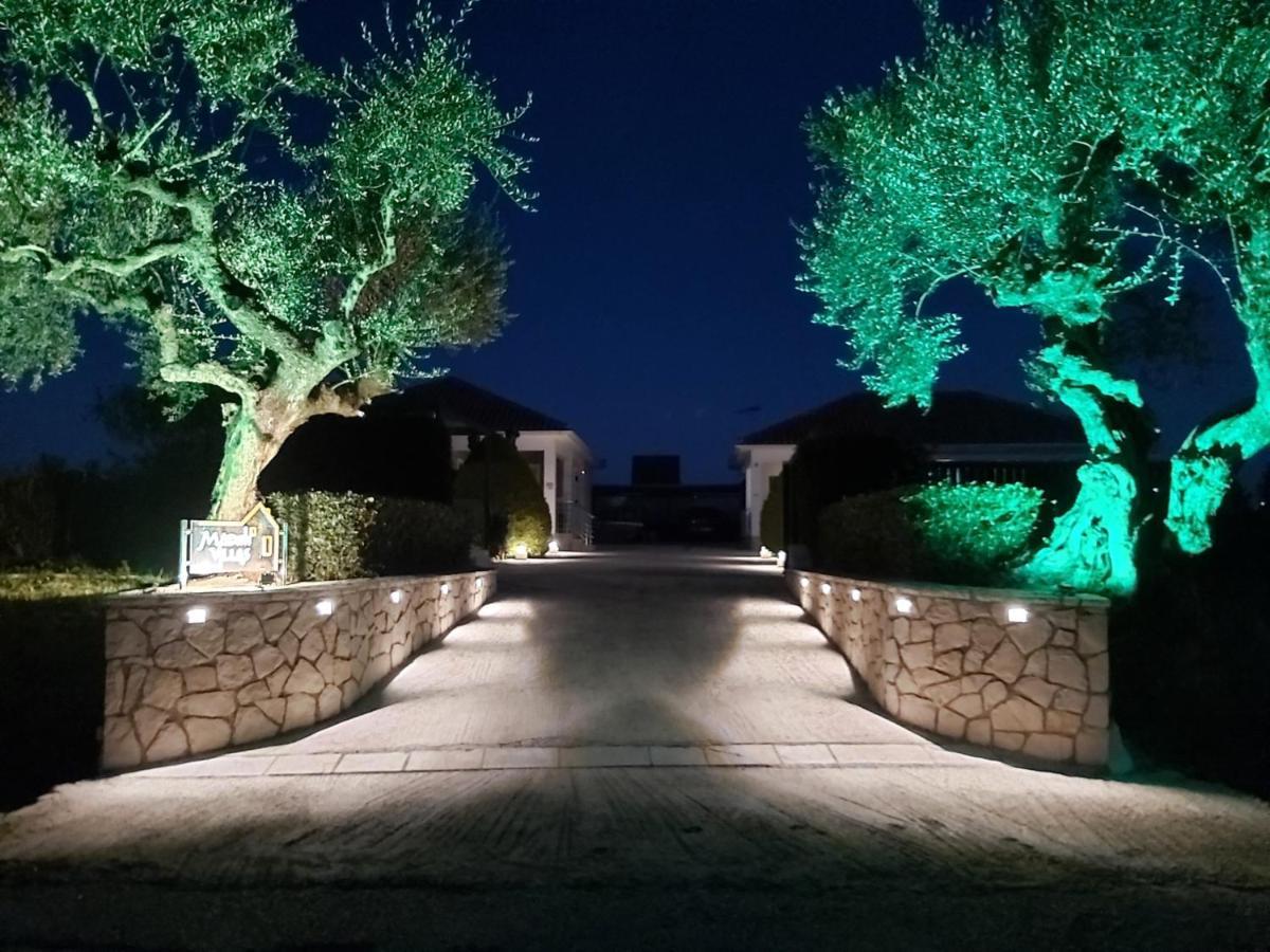 Madini Luxury Villa With Private Heated Pool Vanato Buitenkant foto